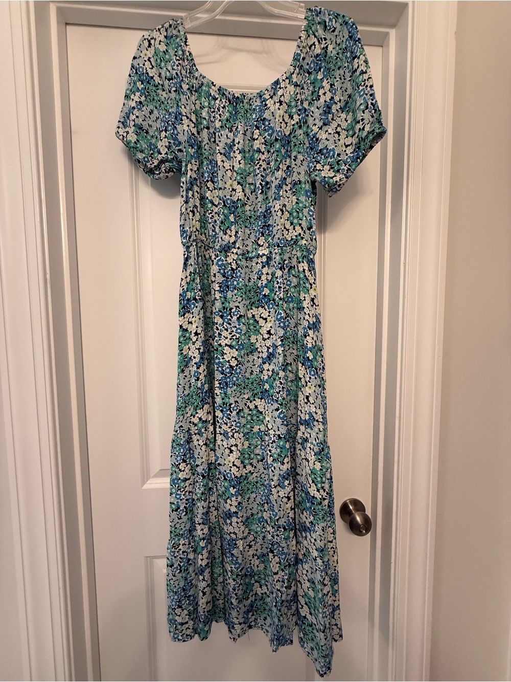 LOFT Blue and Green Floral Puff-Sleeve Maxi Dress - Picture 4 of 5